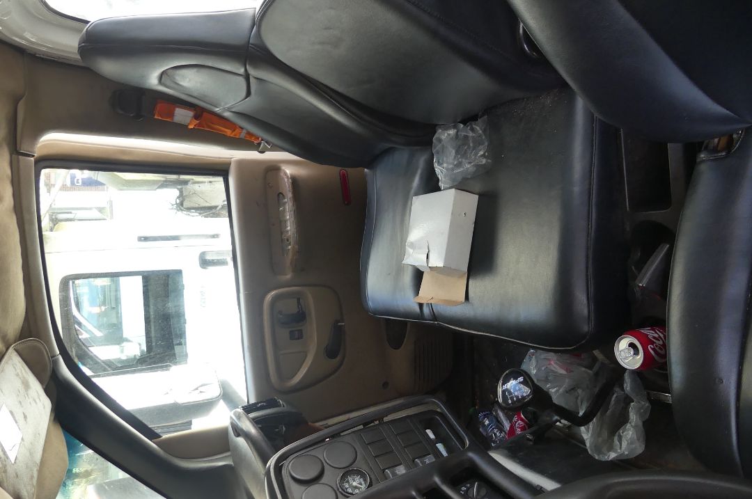 2003 GMC C8500 - Image 18